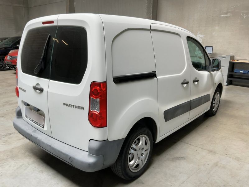 Peugeot Partner 1.6 HDi Filou 2010 – снимка 8