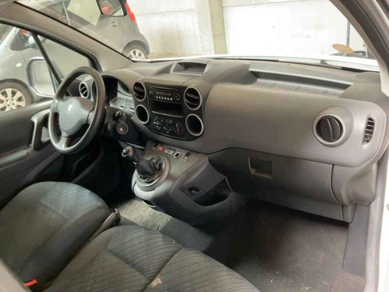 Peugeot Partner 1.6 HDi Filou 2010 – снимка 17