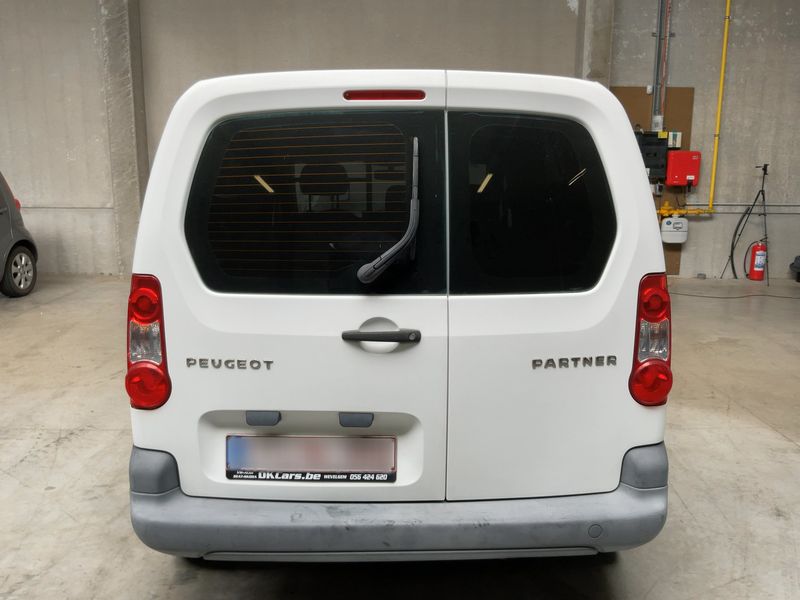 Peugeot Partner 1.6 HDi Filou 2010 – снимка 7