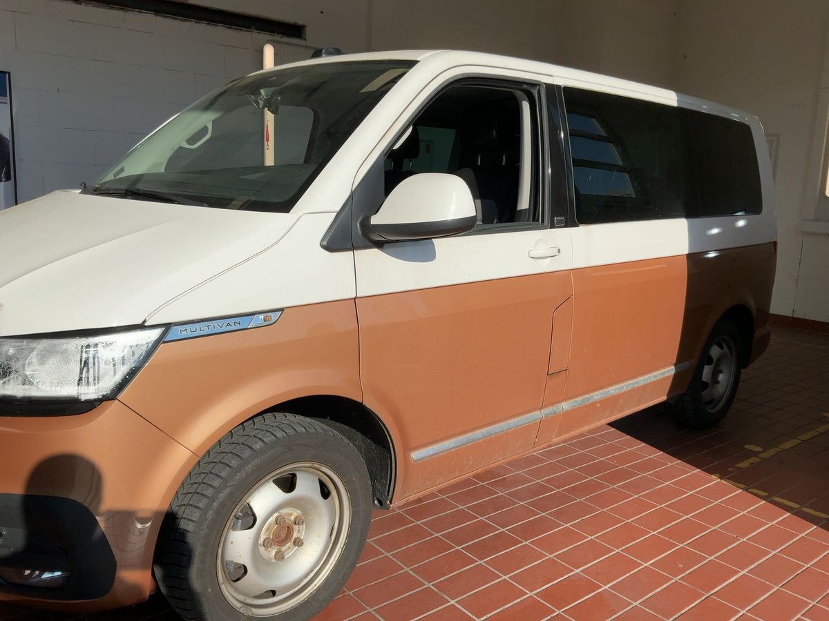 Volkswagen T6 Multivan 2.0 TDI Generation Six FWD