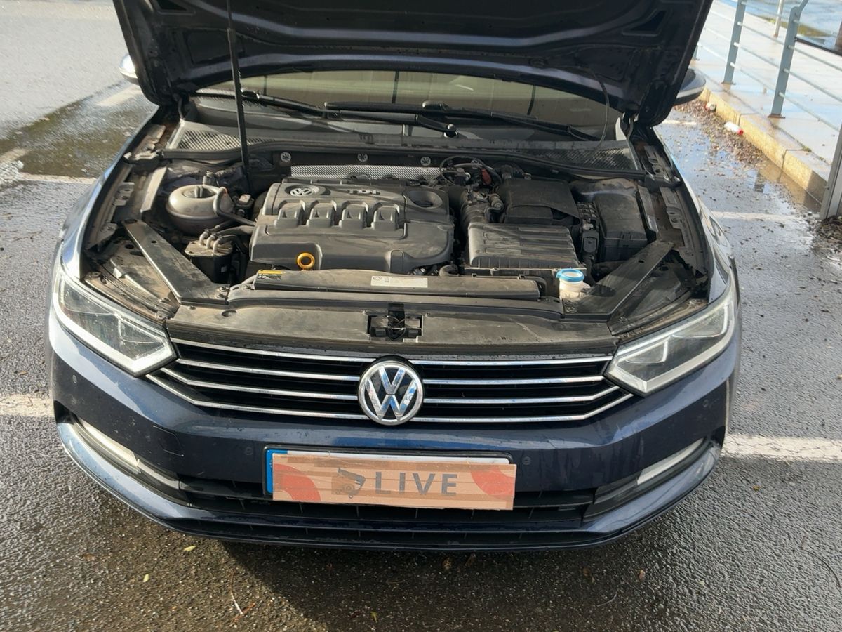 Volkswagen Passat 2015 — photo 23
