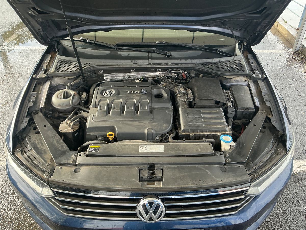 Volkswagen Passat 2015 — photo 27