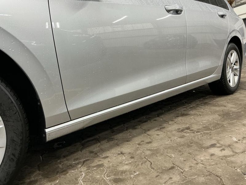 Volkswagen Golf VIII 2.0 TDI Life — zdjęcie 21