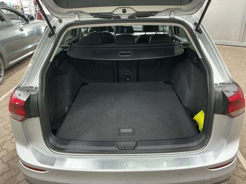 Volkswagen Golf VIII 2.0 TDI Life — zdjęcie 19