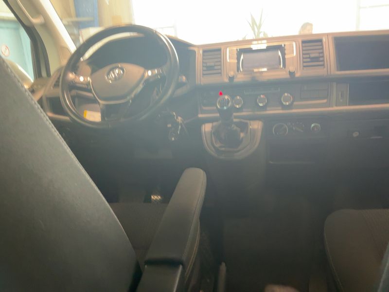 Volkswagen T6 California 2.0 TDI Beach 4Motion — zdjęcie 12