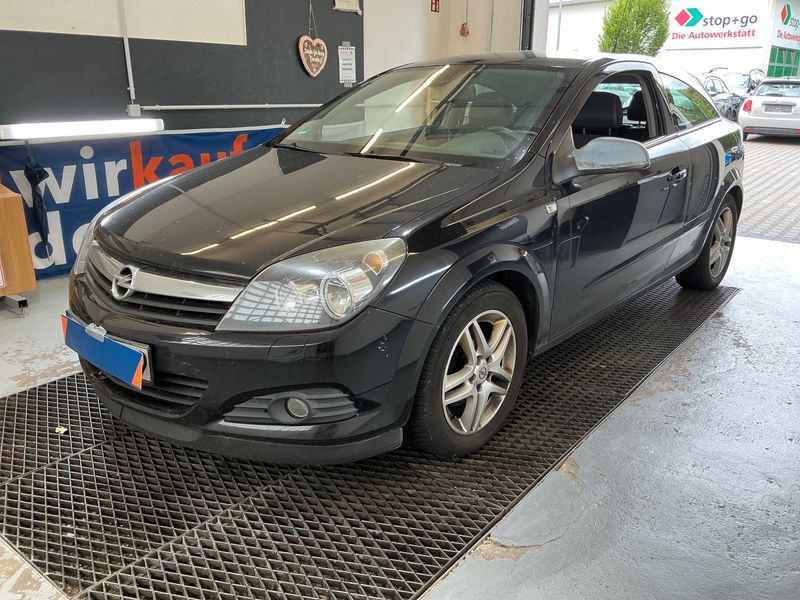Opel Astra GTC 1.8 Cosmo
