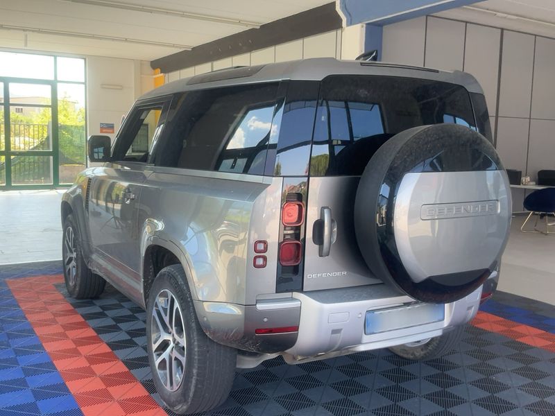 Land Rover Defender D250 Mild-Hybrid 90 XS Edition — zdjęcie 3