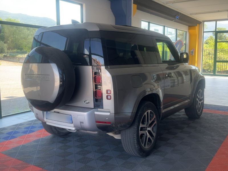 Land Rover Defender D250 Mild-Hybrid 90 XS Edition — zdjęcie 6