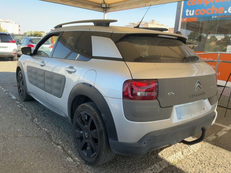 Citroen C4 Cactus 1.6 e-HDi Shine — zdjęcie 3