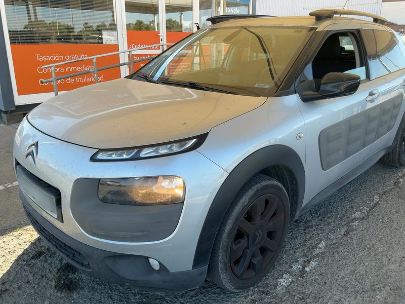 Citroen C4 Cactus 1.6 e-HDi Shine — zdjęcie 2