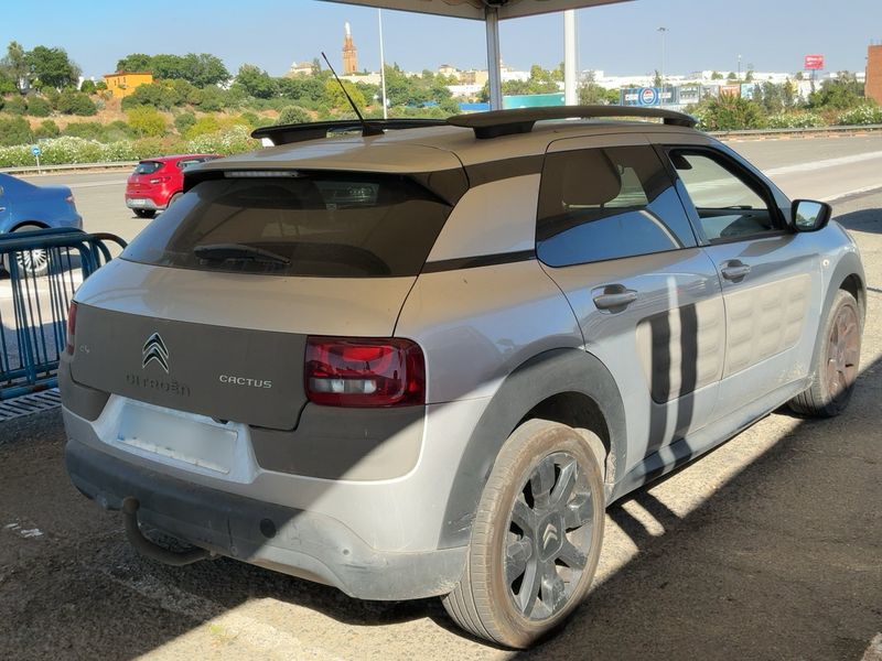 Citroen C4 Cactus 1.6 e-HDi Shine — zdjęcie 6