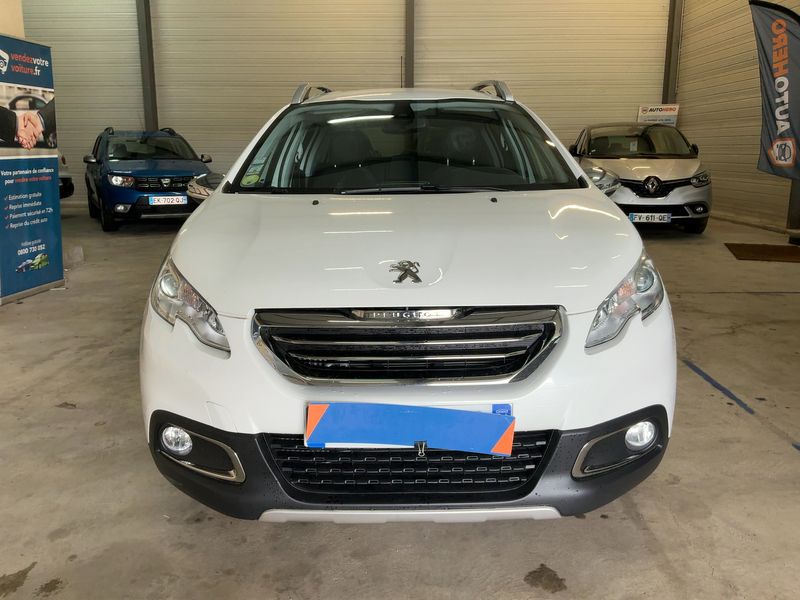 Peugeot 2008 1.6 Blue-HDi Allure — zdjęcie 9