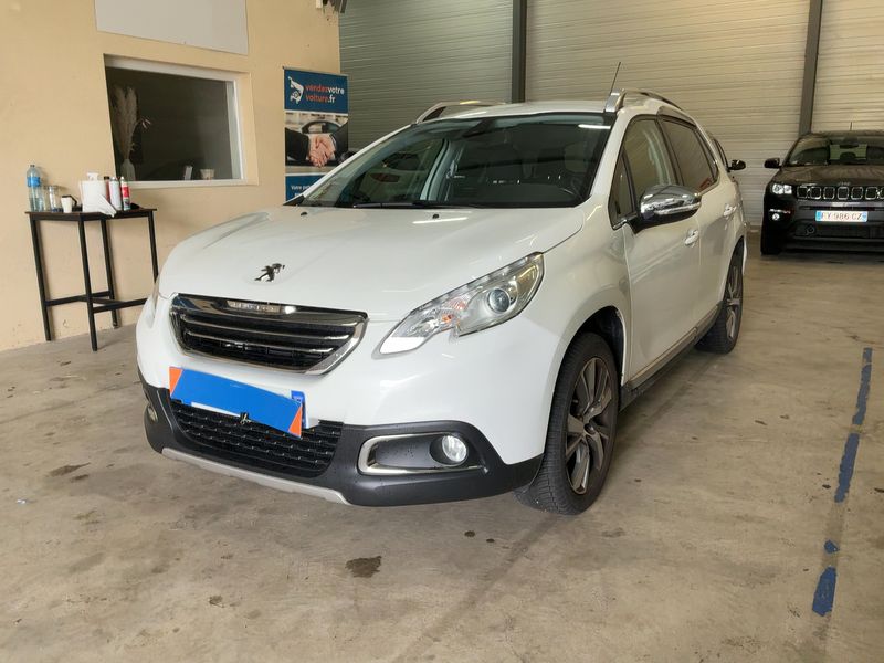 Peugeot 2008 1.6 Blue-HDi Allure — zdjęcie 1