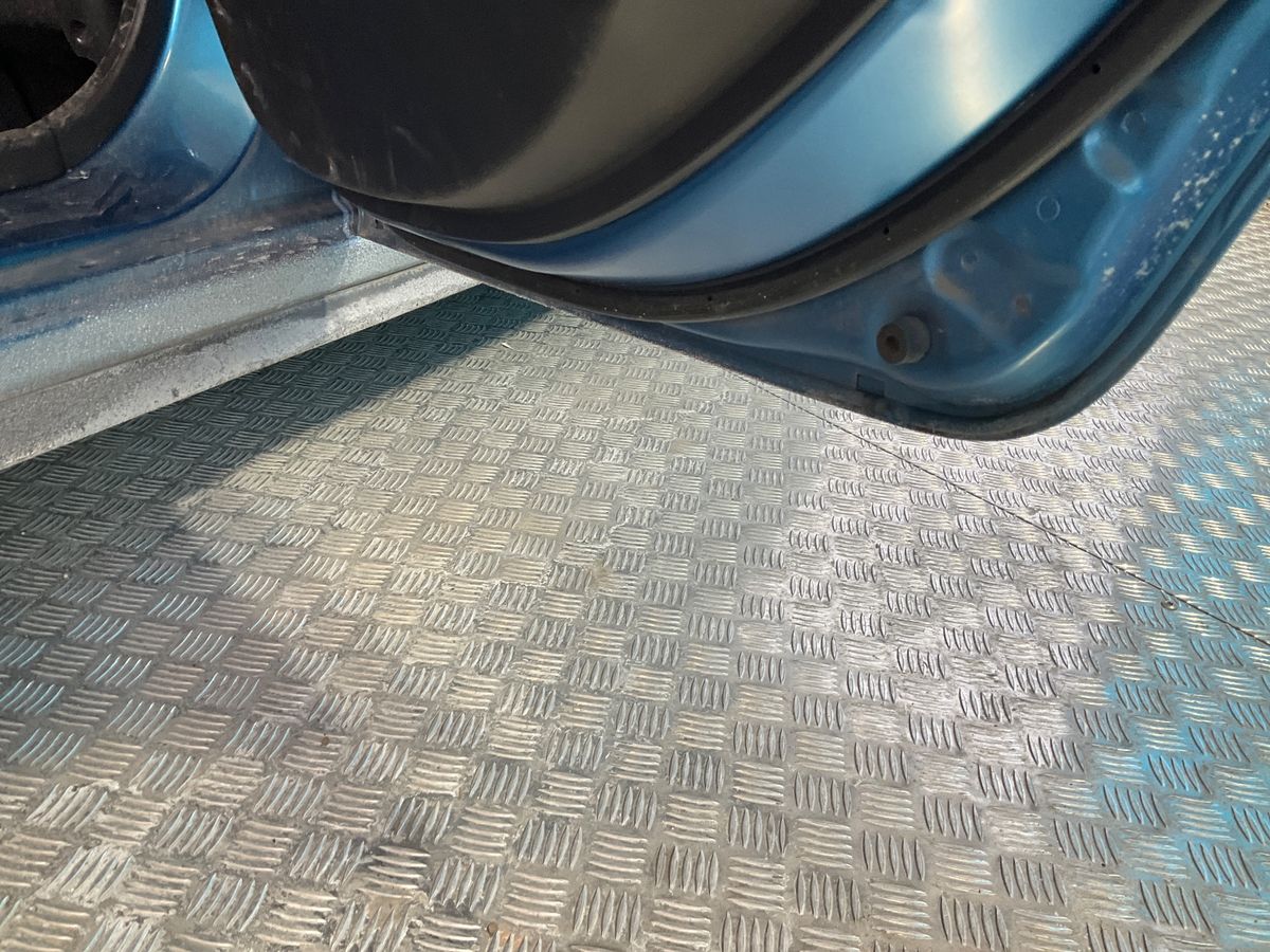 Mitsubishi Space 2013 — photo 27