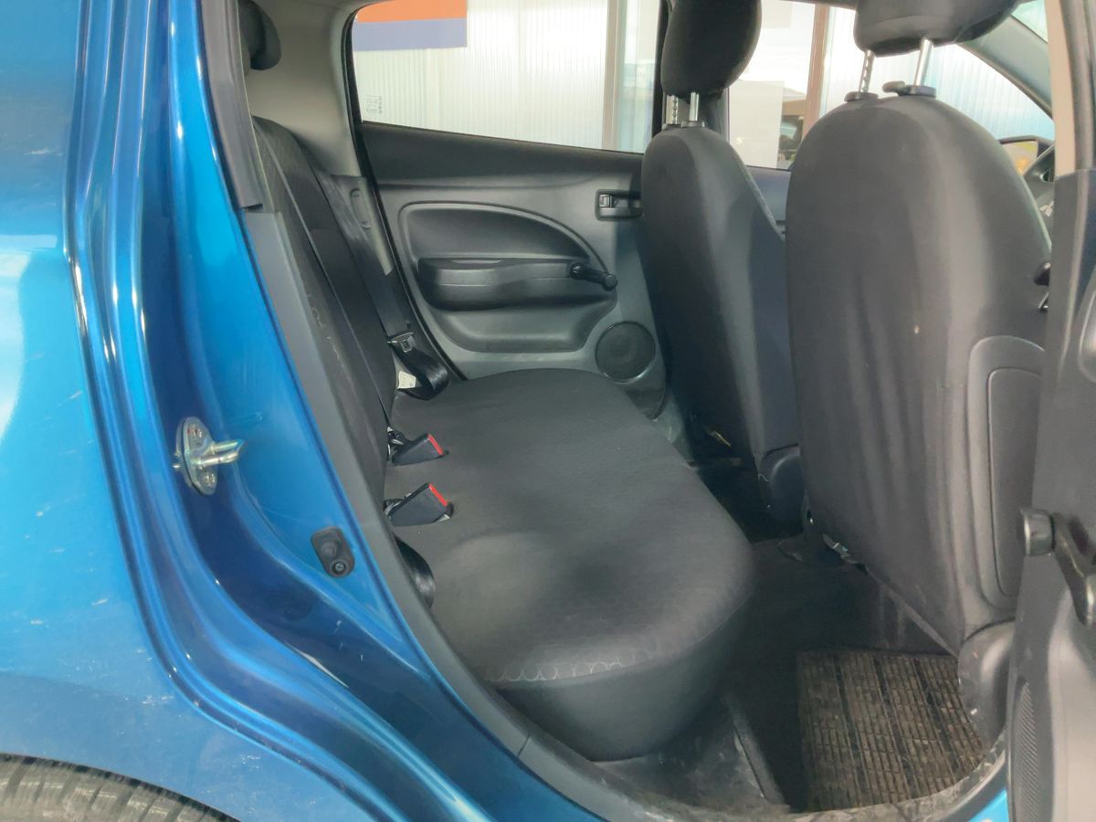 Mitsubishi Space 2013 — photo 21