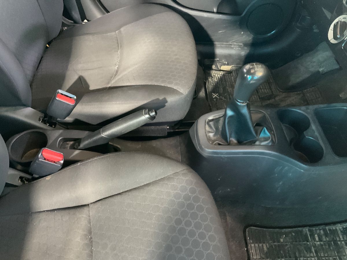 Mitsubishi Space 2013 — photo 30