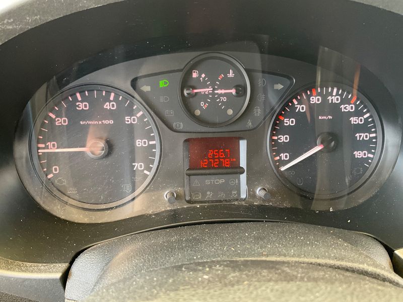 Citroen Berlingo 1.6 Blue-HDi Live Edition 2017 – снимка 18