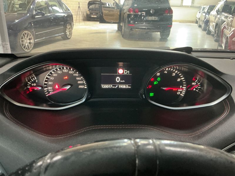 Peugeot 308 1.2 e-THP GT Line — zdjęcie 13