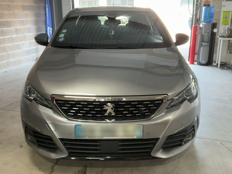 Peugeot 308 1.2 e-THP GT Line — zdjęcie 9