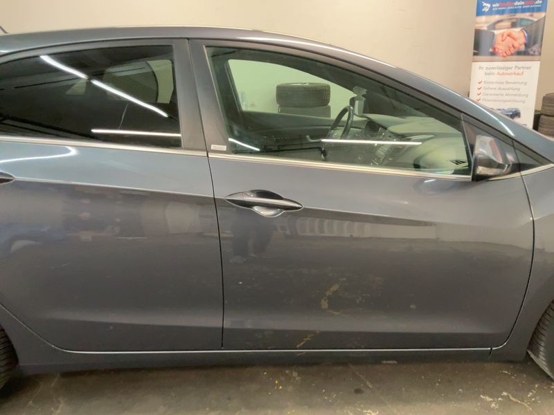 Hyundai i30 1.6 CRDi Passion blue 2016 – снимка 10