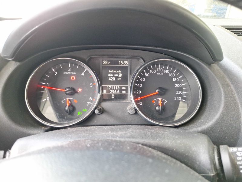 Nissan Qashqai 1.6 Acenta — zdjęcie 12