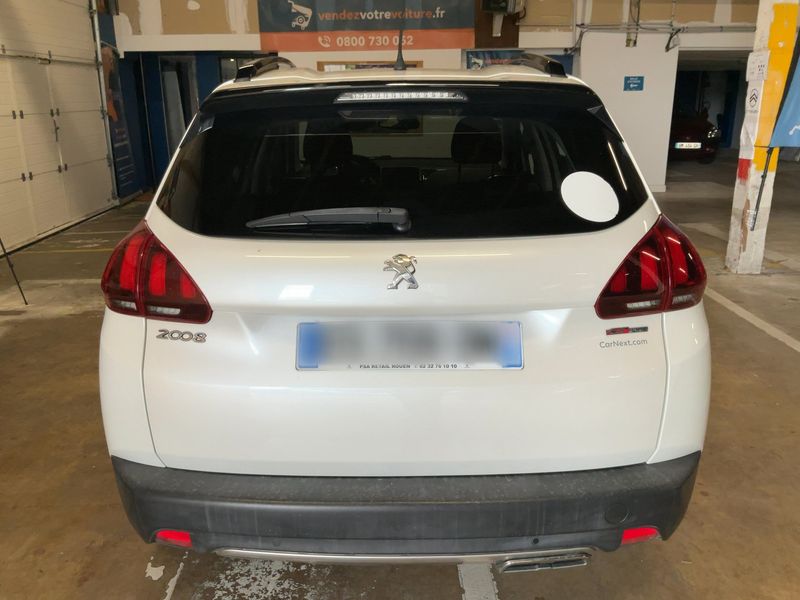 Peugeot 2008 1.6 Blue-HDi GT Line — zdjęcie 5