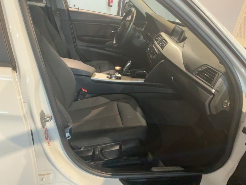 BMW 3er 320d EfficientDynamics Edition 2015 – снимка 17