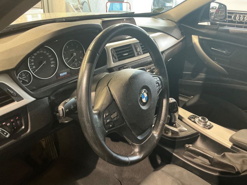 BMW 3er 320d EfficientDynamics Edition 2015 – снимка 25
