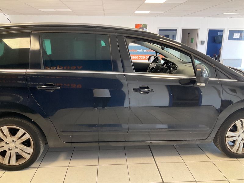 Peugeot 5008 1.6 Blue-HDi Allure — zdjęcie 7