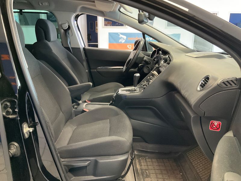 Peugeot 5008 1.6 Blue-HDi Allure — zdjęcie 11