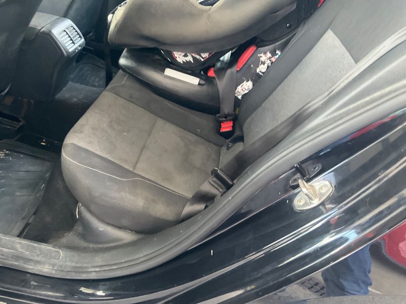 Volkswagen Golf VII 1.6 TDI Edition BlueMotion Tech 2016 – снимка 38