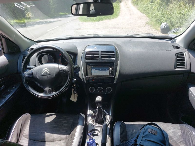 Citroen C4 Aircross 1.6 e-HDi Collection 4x2 — zdjęcie 11