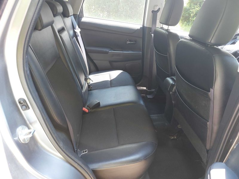 Citroen C4 Aircross 1.6 e-HDi Collection 4x2 — zdjęcie 13