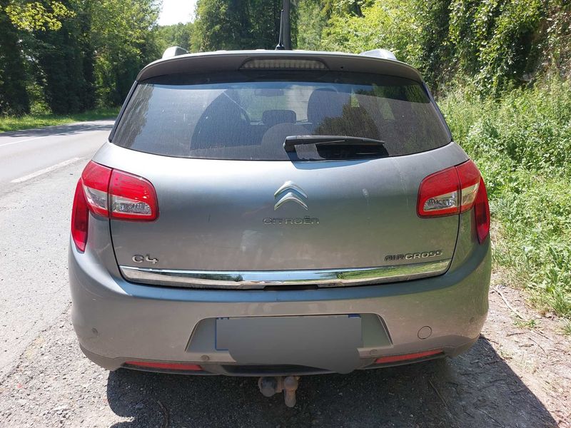 Citroen C4 Aircross 1.6 e-HDi Collection 4x2 — zdjęcie 4