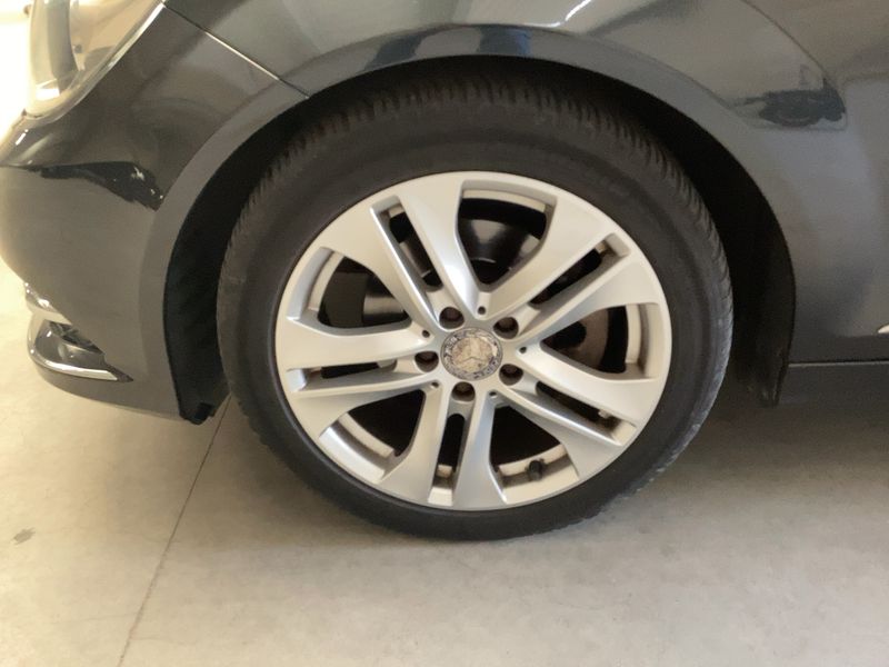 Mercedes-Benz C-Klasse C 180 CDI BlueEfficiency Avantgarde 2011 – снимка 3