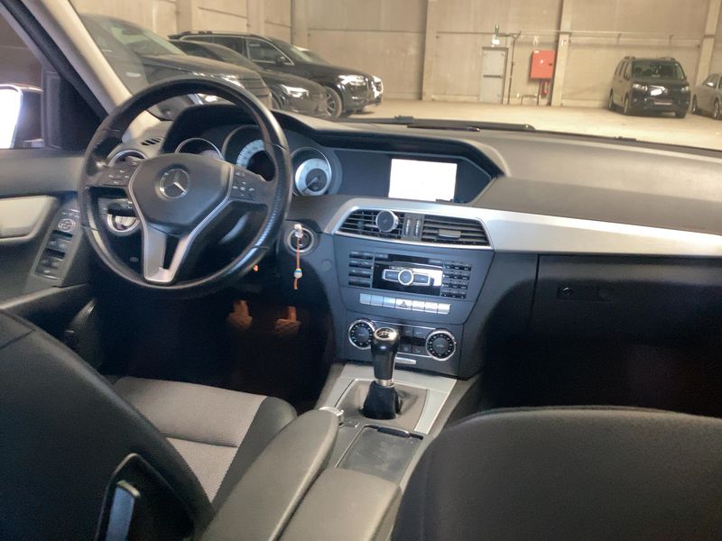 Mercedes-Benz C-Klasse C 180 CDI BlueEfficiency Avantgarde 2011 – снимка 17