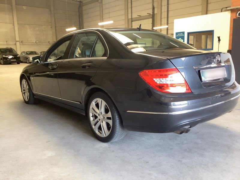 Mercedes-Benz C-Klasse C 180 CDI BlueEfficiency Avantgarde 2011 – снимка 6