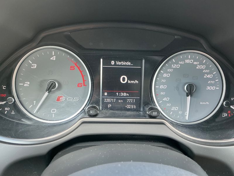 Audi SQ5 3.0 V6 TDI quattro — zdjęcie 13