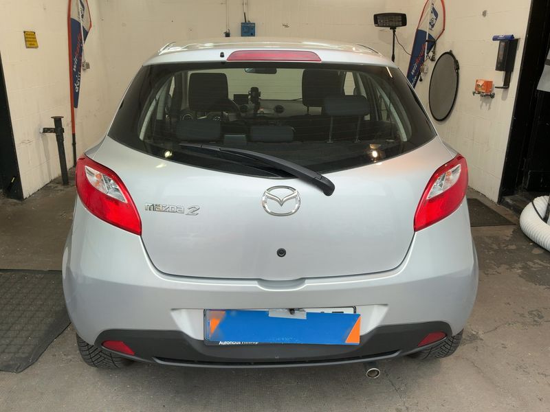 Mazda 2 1.5 Center-Line — zdjęcie 5