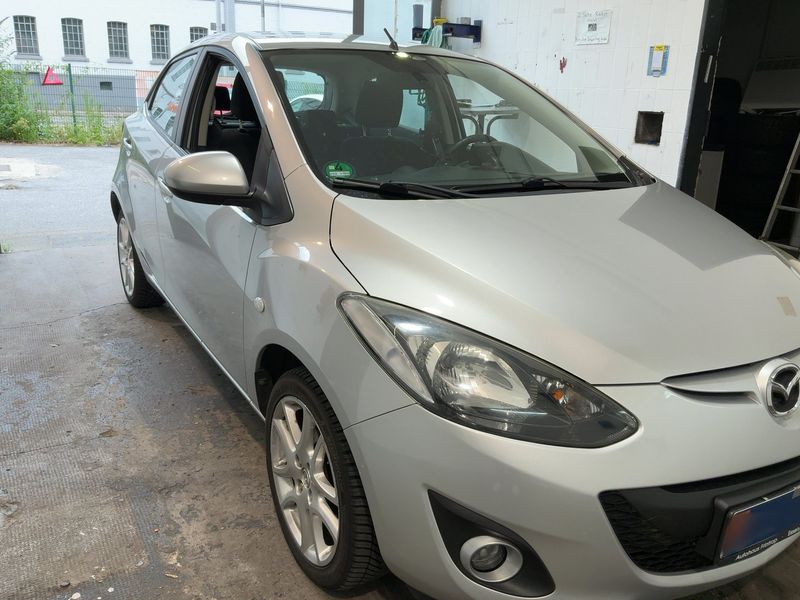 Mazda 2 1.5 Center-Line — zdjęcie 8