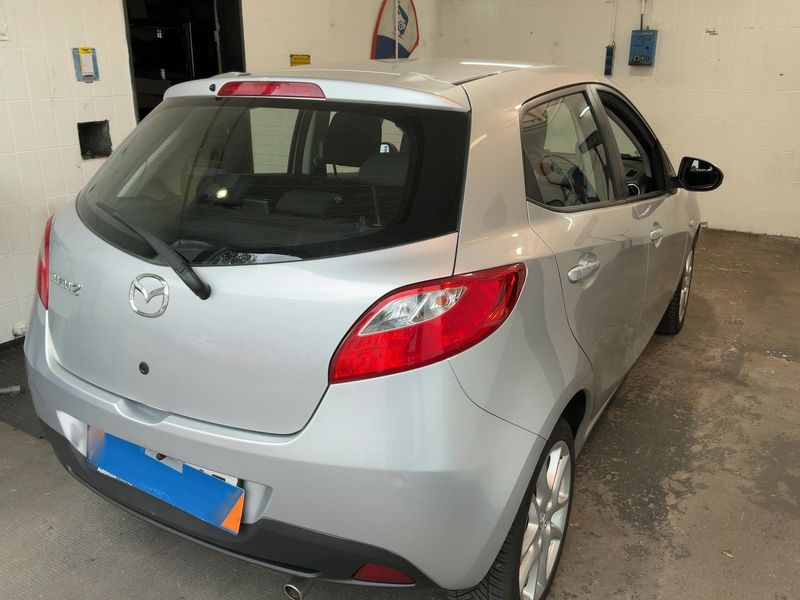 Mazda 2 1.5 Center-Line — zdjęcie 6