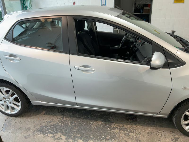 Mazda 2 1.5 Center-Line — zdjęcie 7