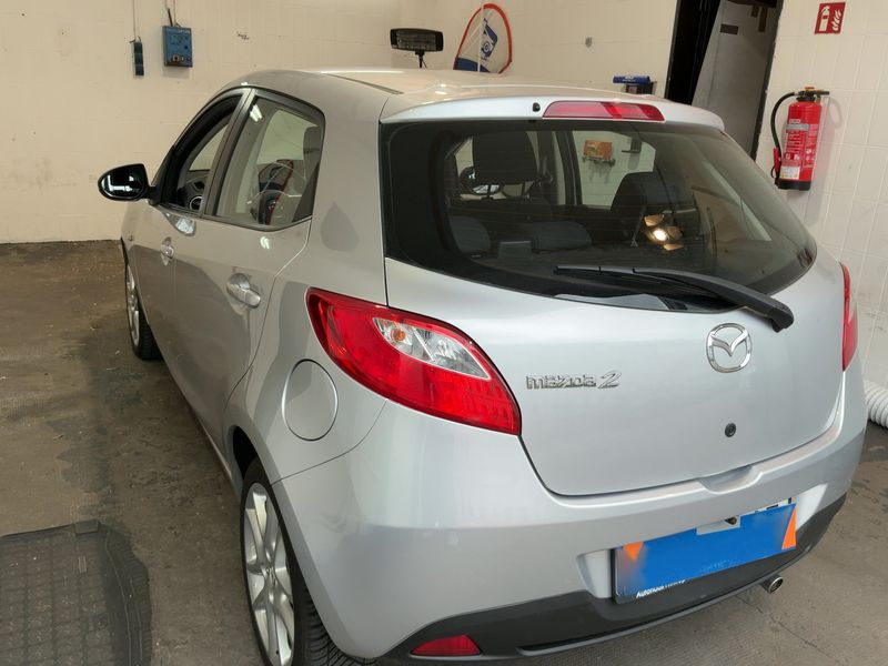 Mazda 2 1.5 Center-Line — zdjęcie 3