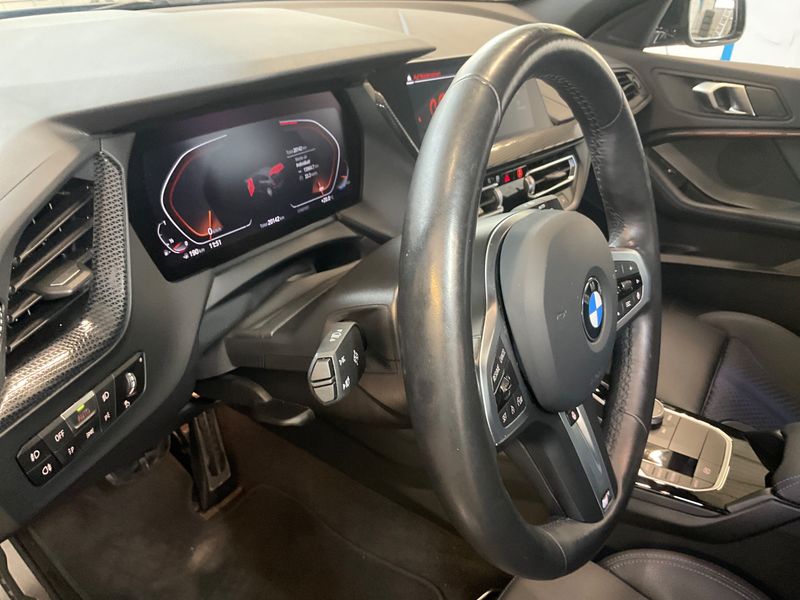 BMW 1er 120i M Sport 2023 – снимка 25