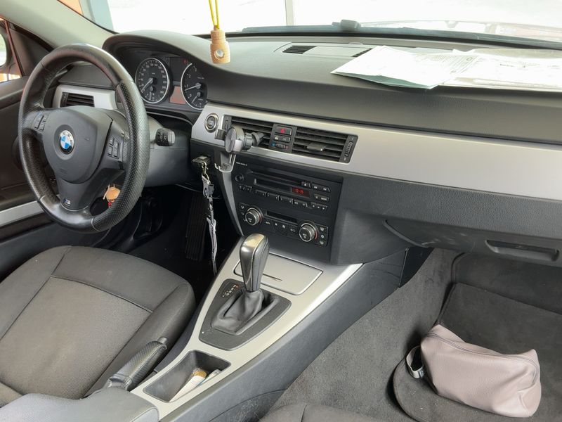 BMW 3er 320i — zdjęcie 12