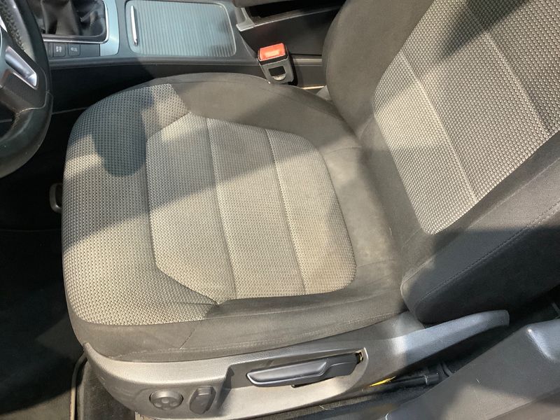 Volkswagen Passat 1.8 TSI Comfortline 2012 – снимка 34