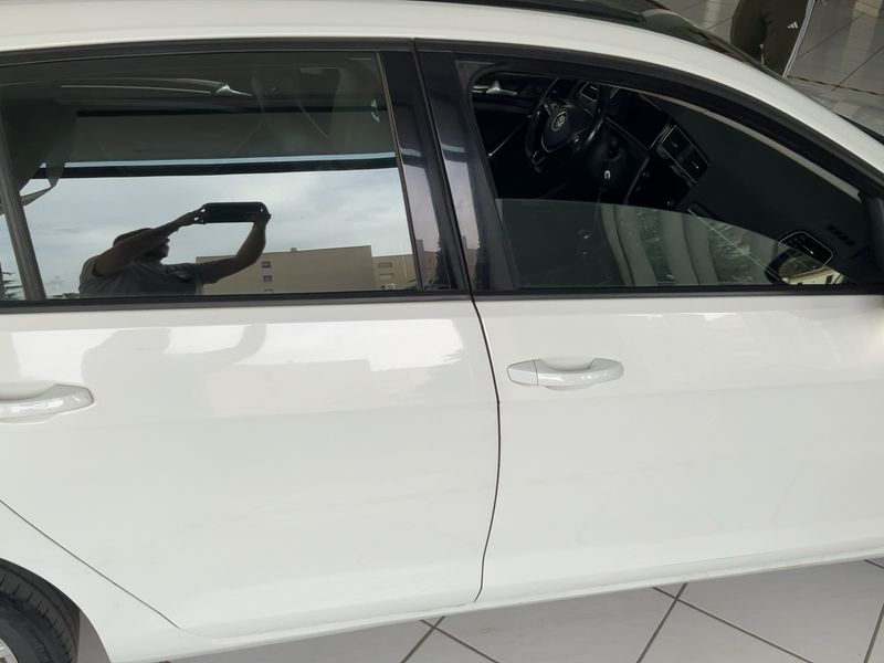Volkswagen Golf VII 1.6 TDI Highline BlueMotion Tech — zdjęcie 7