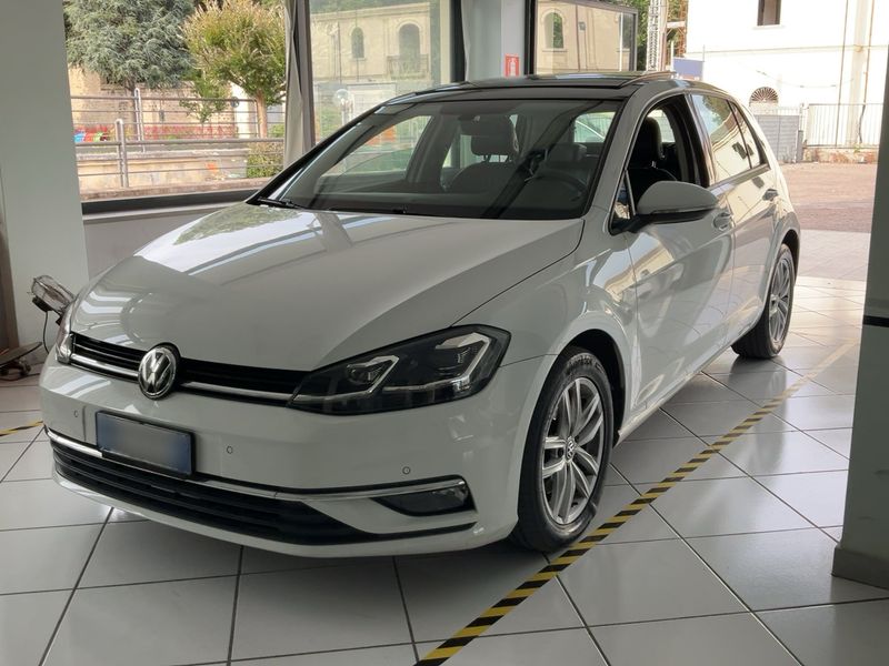 Volkswagen Golf VII 1.6 TDI Highline BlueMotion Tech — zdjęcie 1