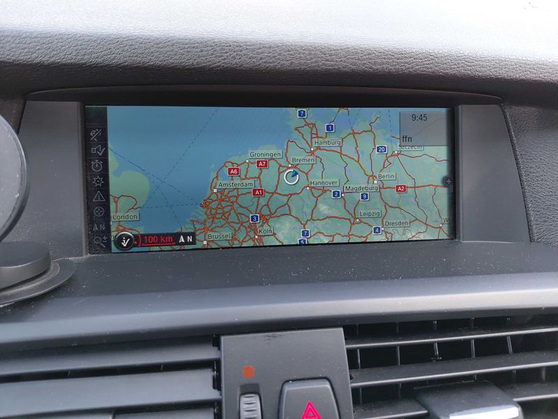 BMW X3 xDrive 20d — zdjęcie 13