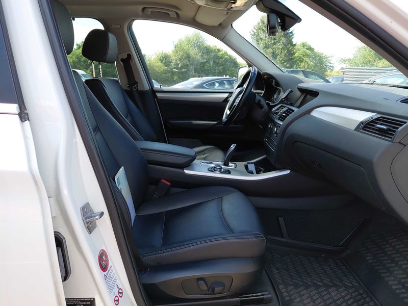 BMW X3 xDrive 20d — zdjęcie 10